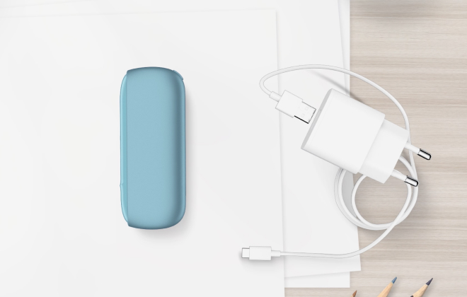 IQOS ORIGINALS DUO heated tobacco device and dual cleaning tool